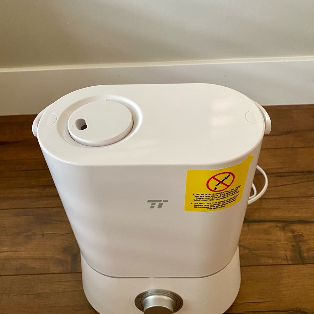 Cool Mist Humidifier - Picture 2 of 7
